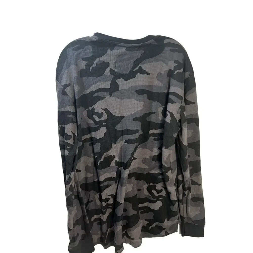 ECKO UNLTD Men's All Over Print Stunner‎ Camo Thermal Sweater